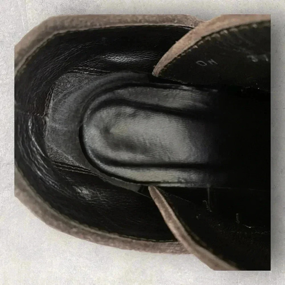 Stuart Weitzman Suede Booties Sz 10 Brown - Picture 7 of 12